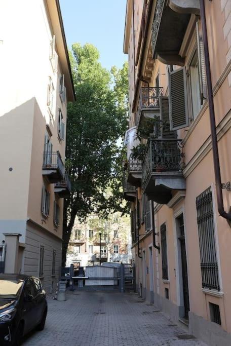 Bel Bilocale Vicino Alla Metropolitana E Al Centro Apartment *