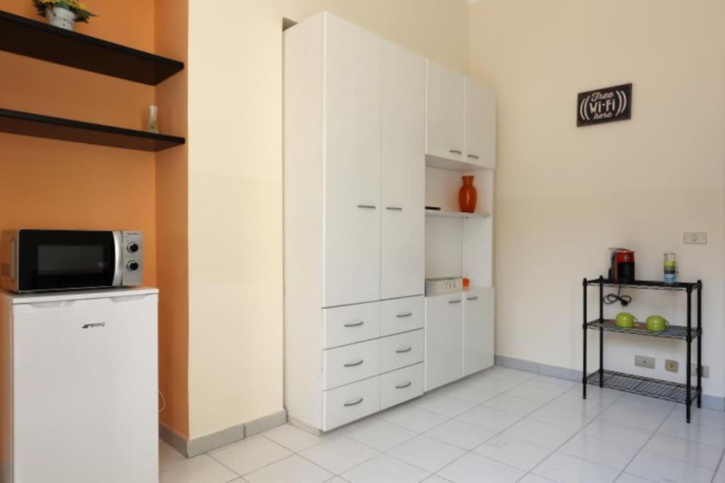 Apartamento Bel Bilocale Vicino Alla Metropolitana E Al Centro *